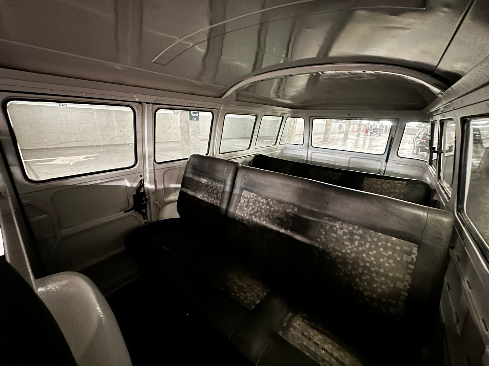 vw t2 baywindow bus (8).jpeg