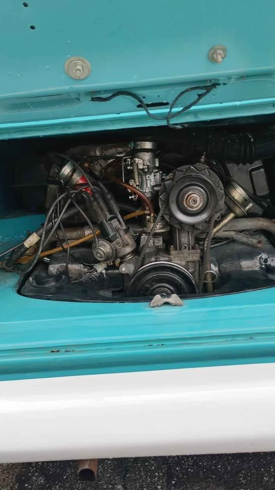 6 doors vw baywindow bus_11.jpg