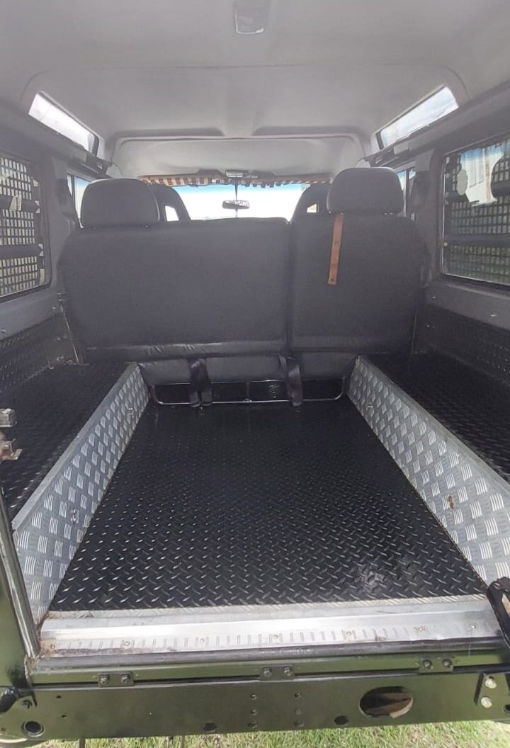 land rover defender 110 for sale (17).jpeg