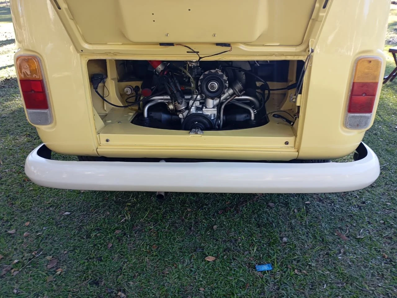 vw t2 baywindow bus camper van (4).jpeg