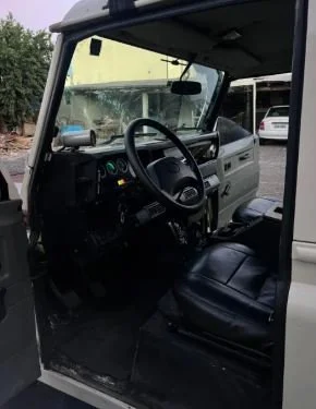 defender 90_2.JPG