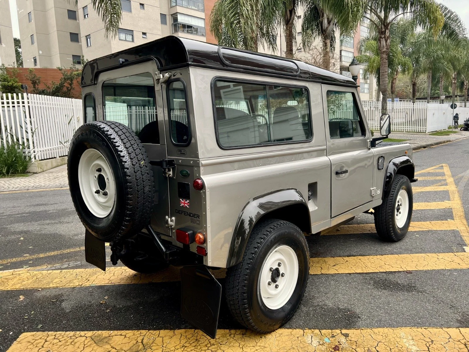 land rover defender 90 for sale (8).jpeg