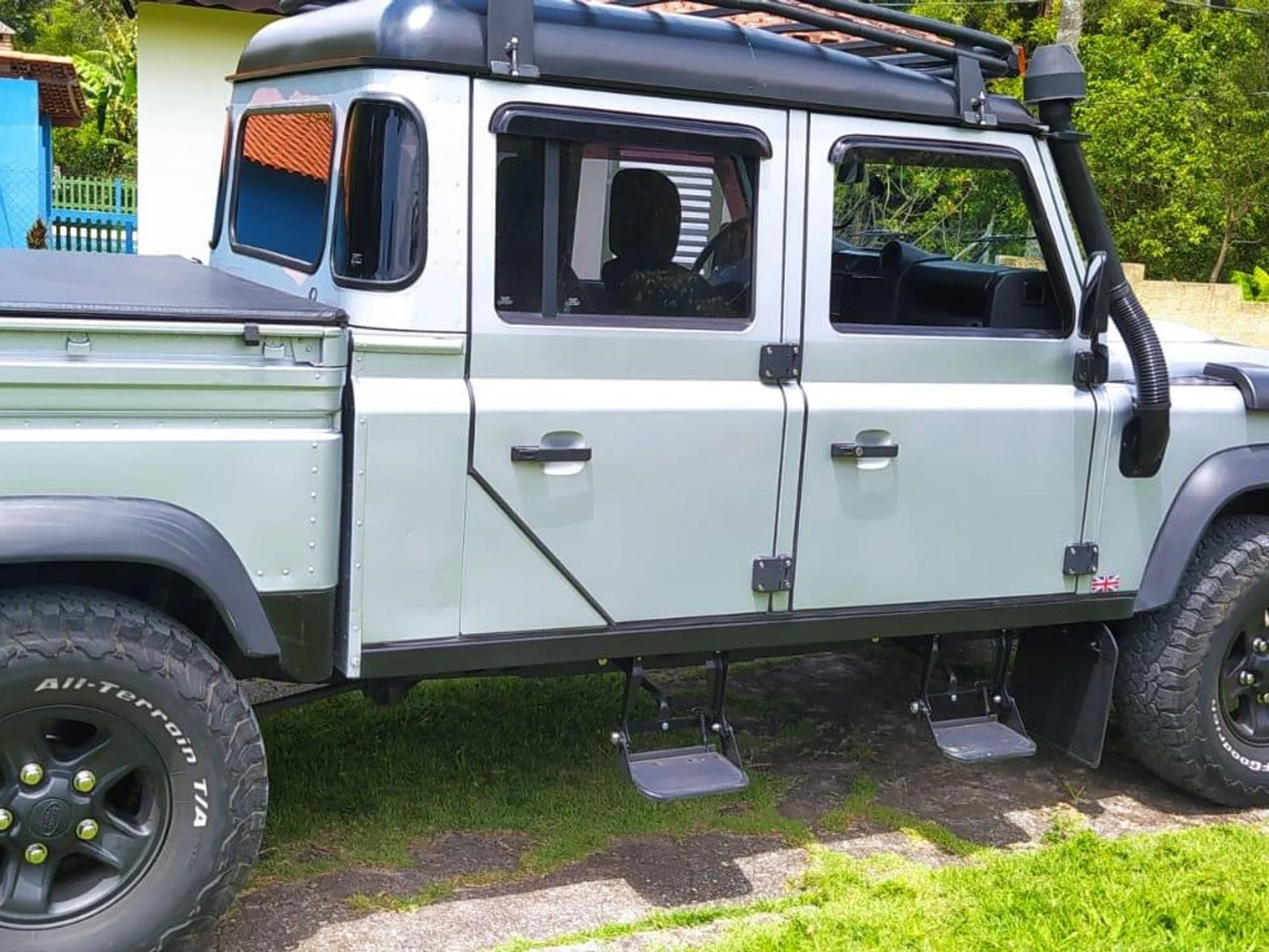 130 defender for sale_1.jpg