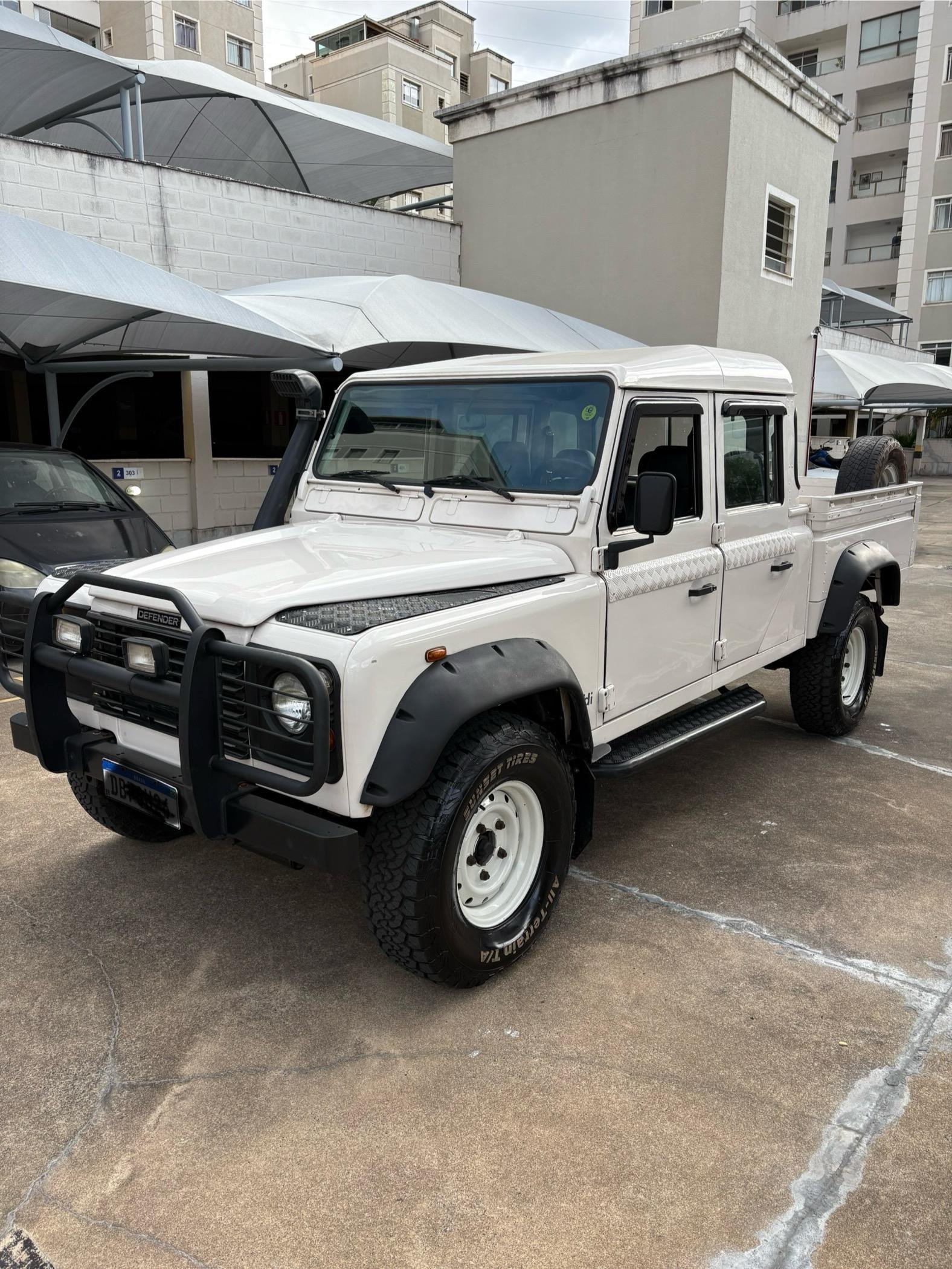land rover defender 130 for sale (22).jpeg