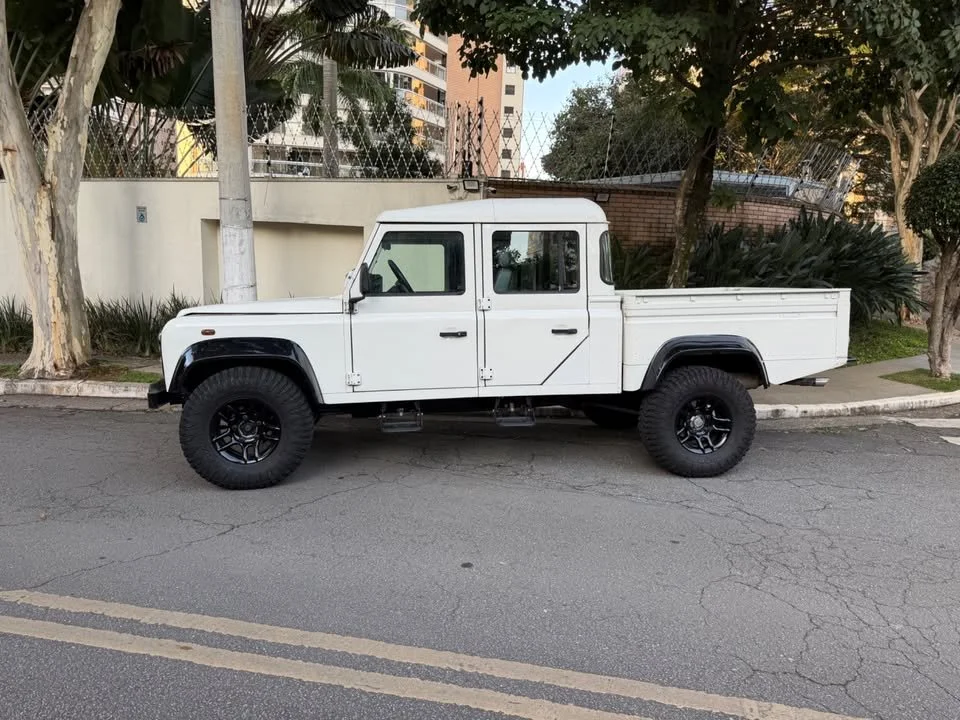 defender 130 for sale_2.jpg