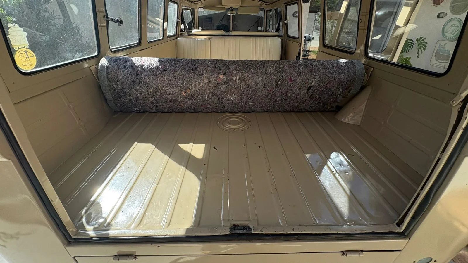 vw t1 splitwindow bus for sale (26).jpeg
