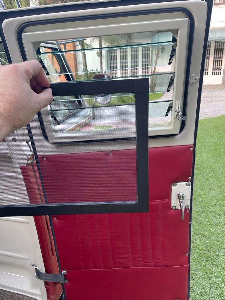 vw t1 splitwindow bus crew cab for sale (18).jpeg
