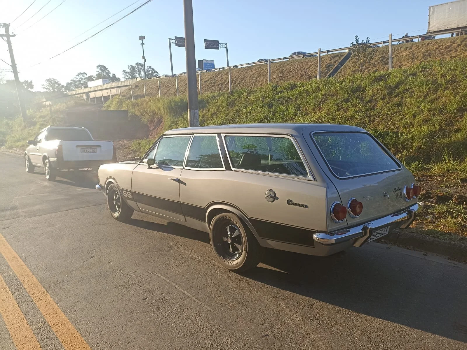 chevrolet caravan (13).jpeg