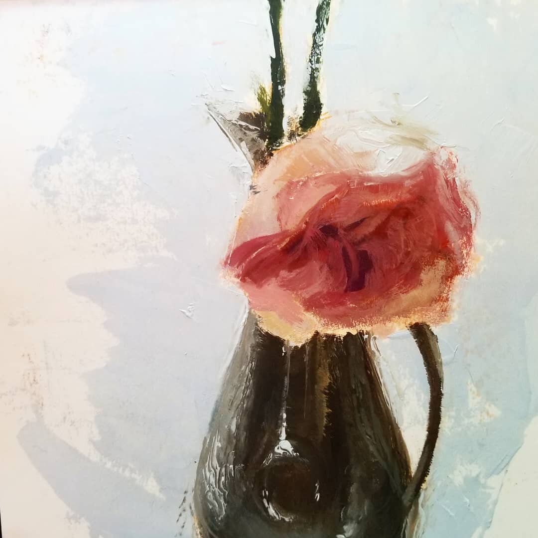 The last rose study before I dry the petals before they wilt completely. It's so different painting from life than from a photo so it was really good practice to get in. I'd like to do it more often (if only I had a rose bush lol)

-
-
-
#rose #rosep