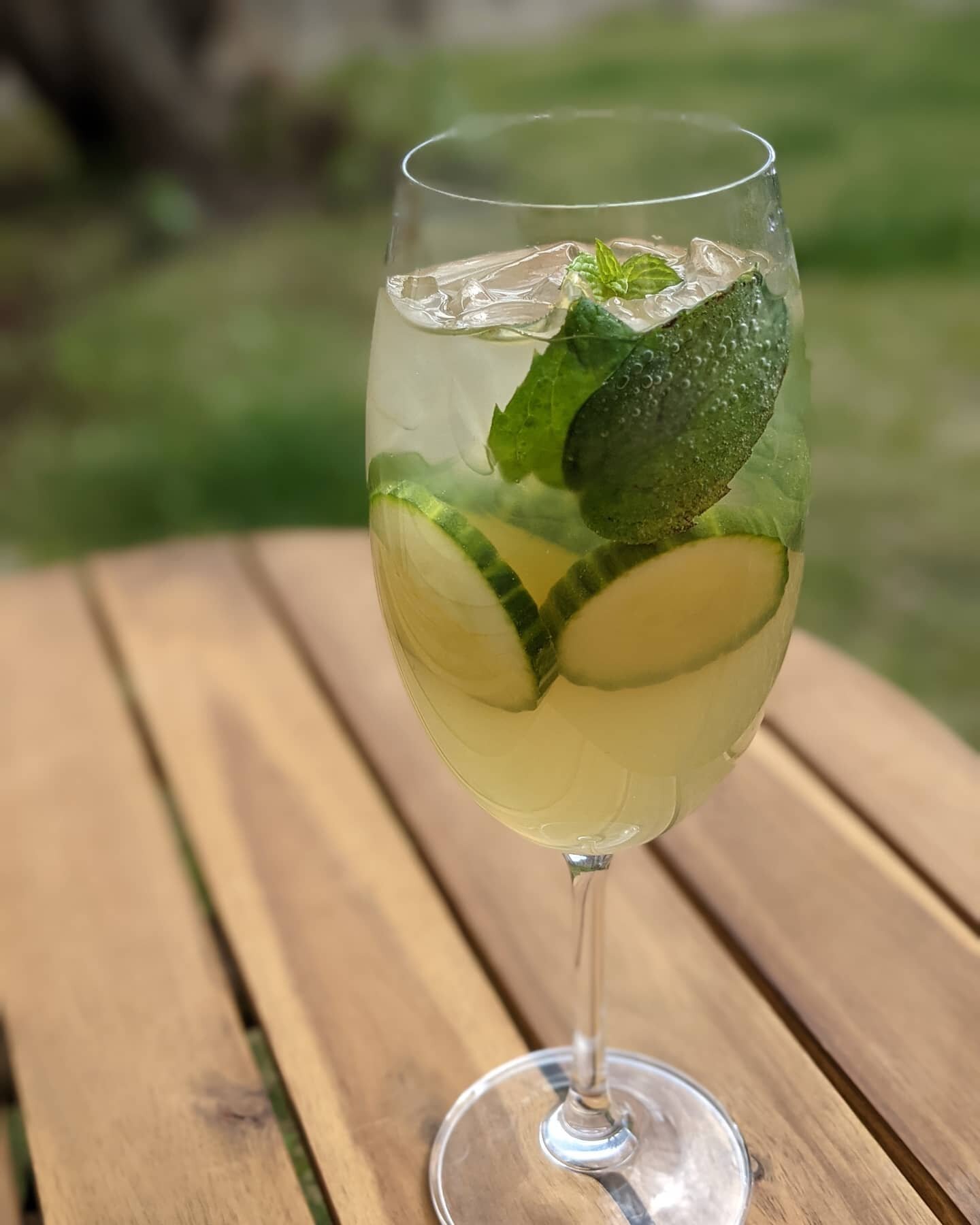 Fun fact: You should always smack your mint instead of muddling it. By muddling you not only bruise it but you release a bitter flavor from the leaves breaking down. 

Ft. Cucumber mojito that just might motivate me to cut my grass today. 

Recipe
2 