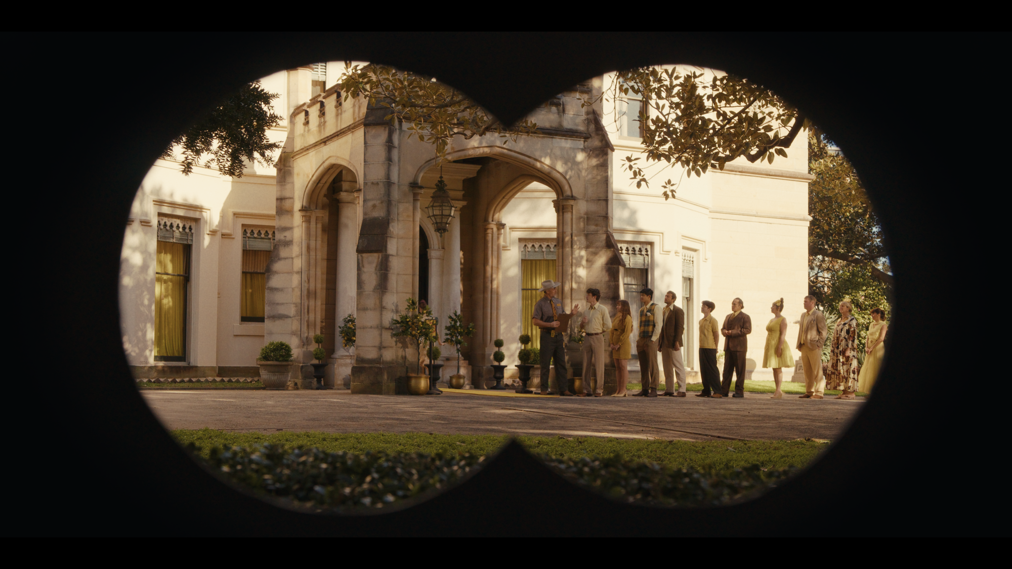 Fiona Donovan Caper crew spy view.PNG