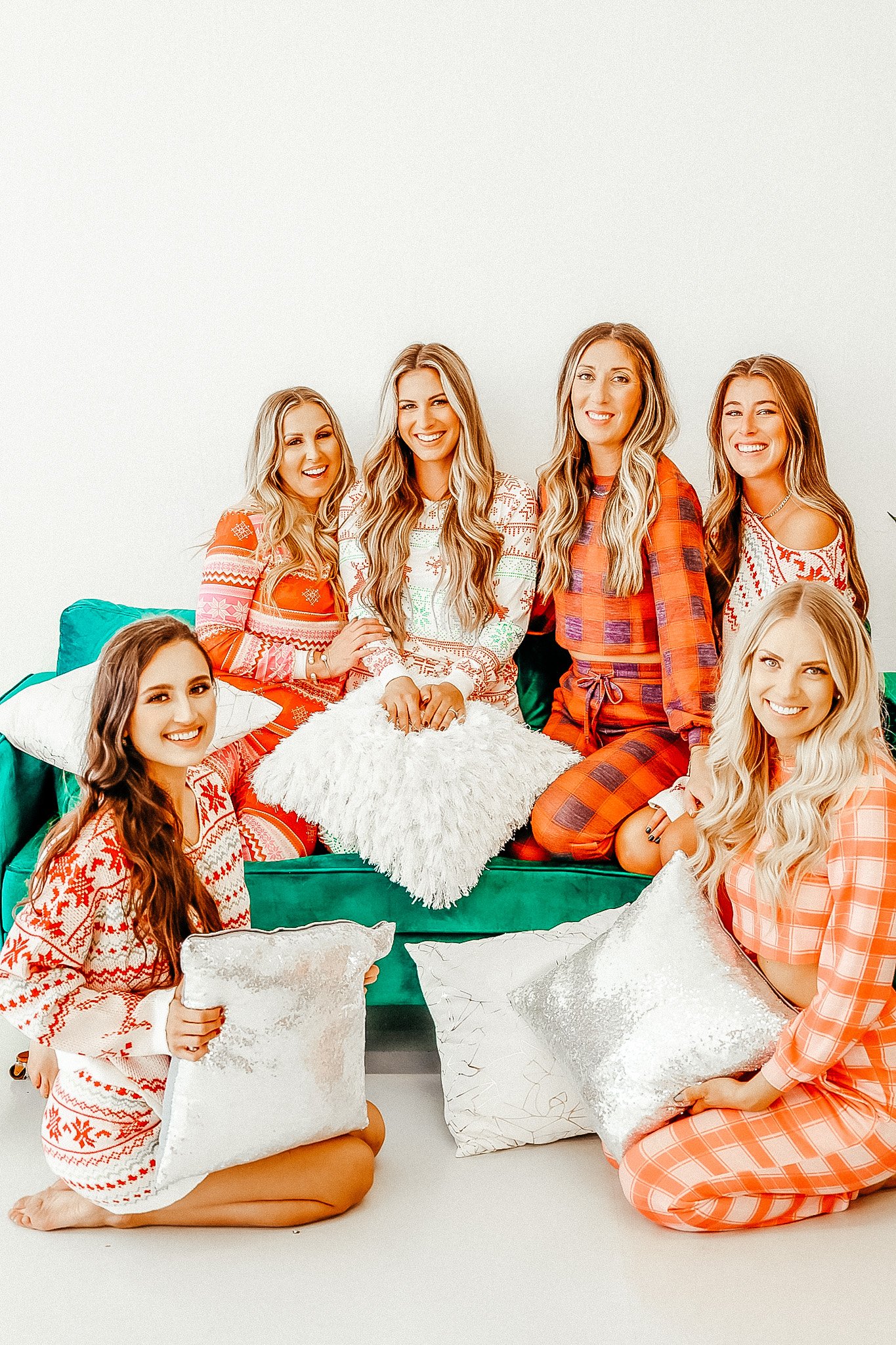 Guide on how to host a girlfriends holiday pajama party
