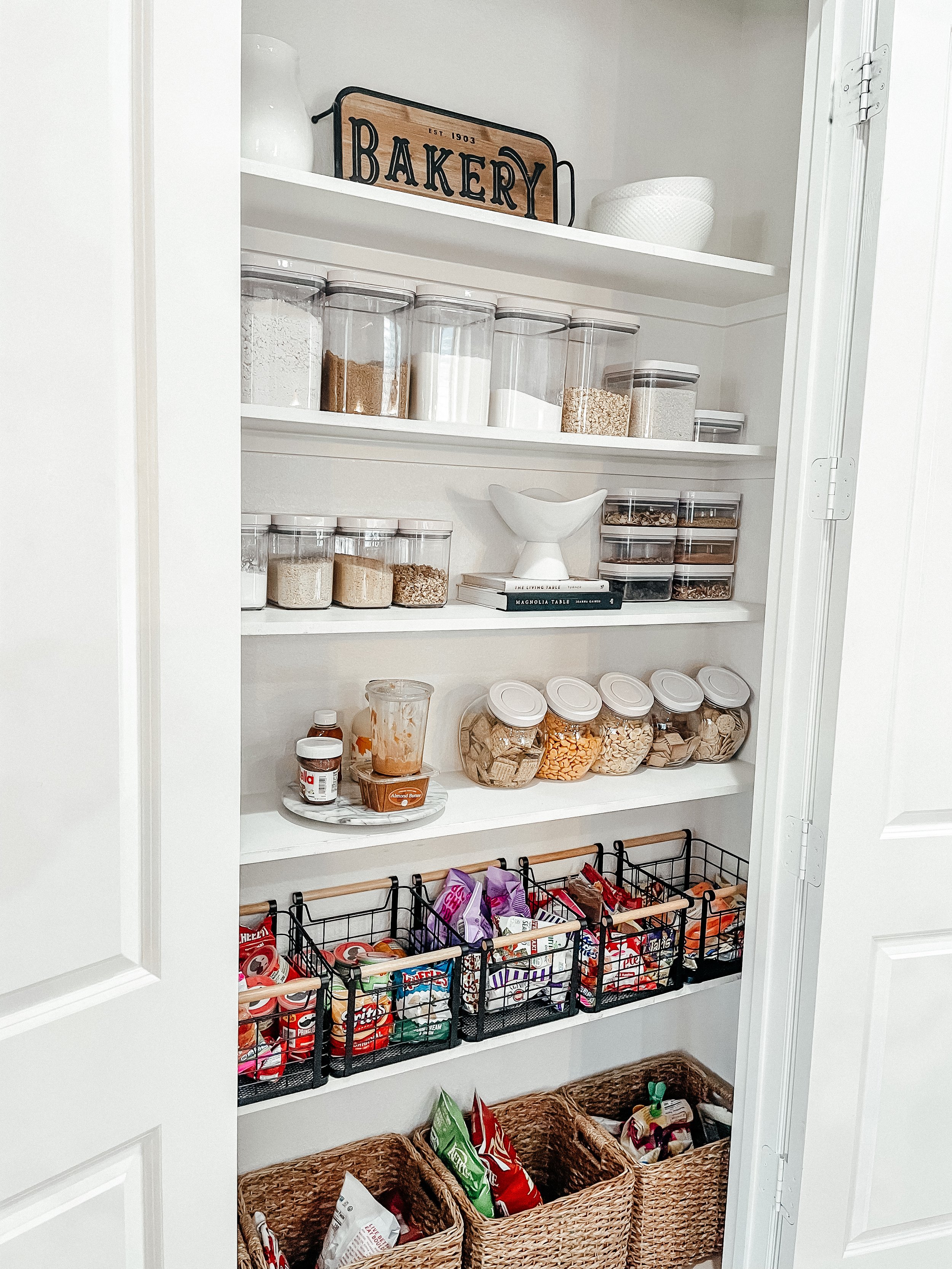 guide-to-an-easy-organized-pantry