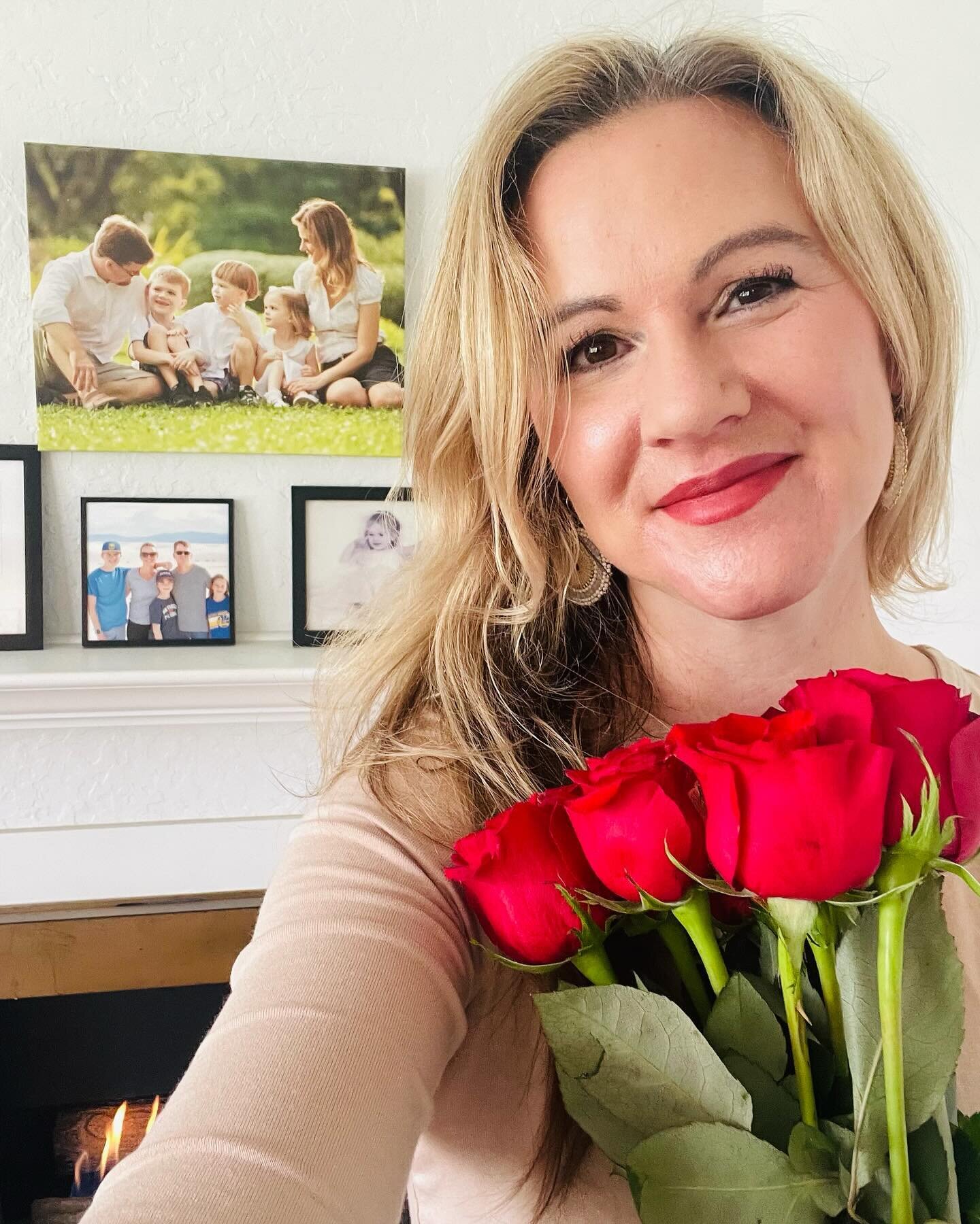 In the middle of my 1:1 virtual call with my boss this morning @jasonadamsbrown walked in with a dozen red roses and a heart box of chocolates. We went for brunch at one of our favorite brunch places. I lavished my kids with chocolates and Valentine 