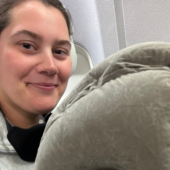 HuffPost: I Get Weird Looks When I Inflate This $24 Travel Pillow, But The Glorious Sleep I Get Is Worth It