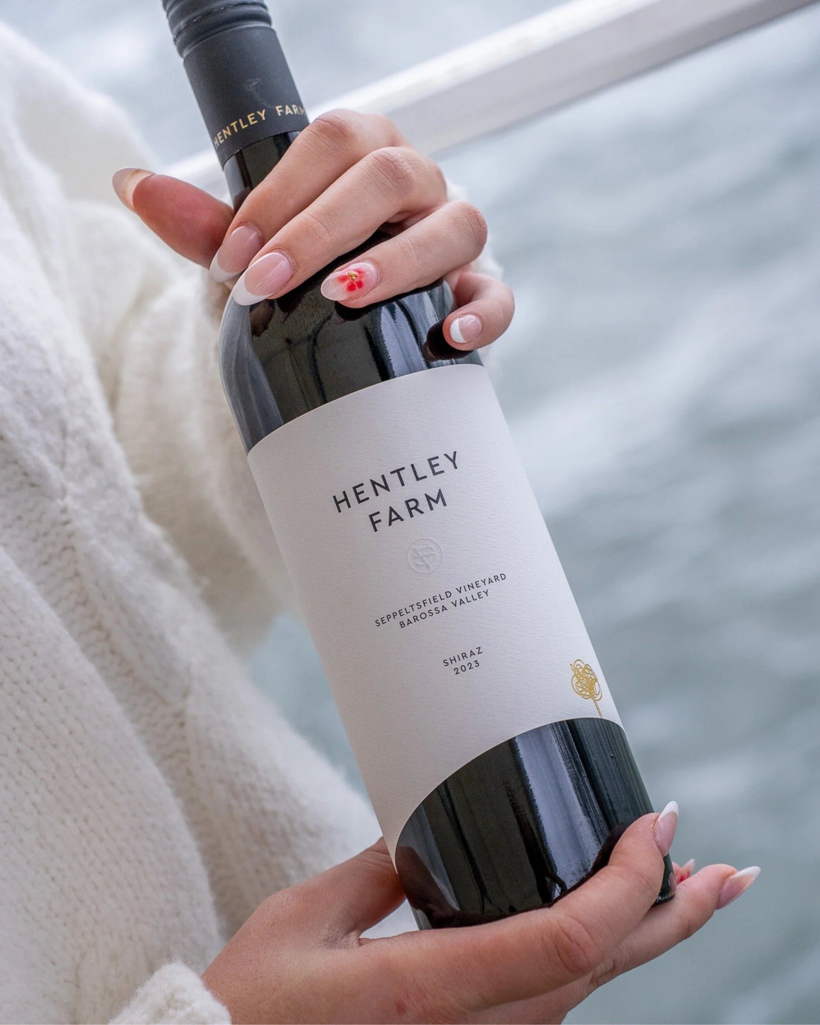 A bold red and a standout steak &ndash; the perfect pair. Try the Hentley Farm 2023 Shiraz with our Black Onyx Sirloin Steak, served with shio koji mushrooms, mash and jus.

++++

#ManlySkiff #ManlyEats #ManlyFoodie #NorthernBeachesFood #SydneyDining
