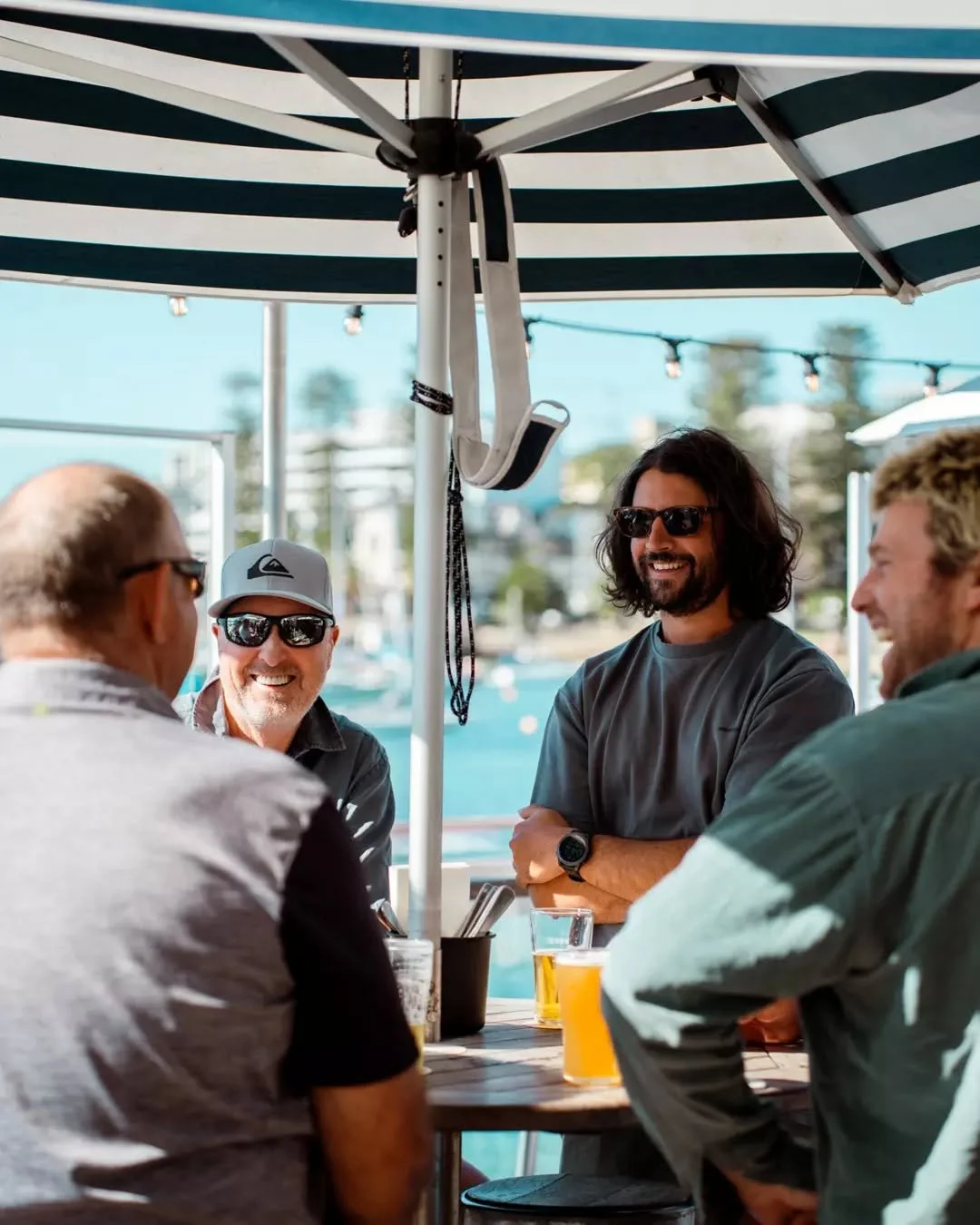 Good mates, cold beers, harbour views.