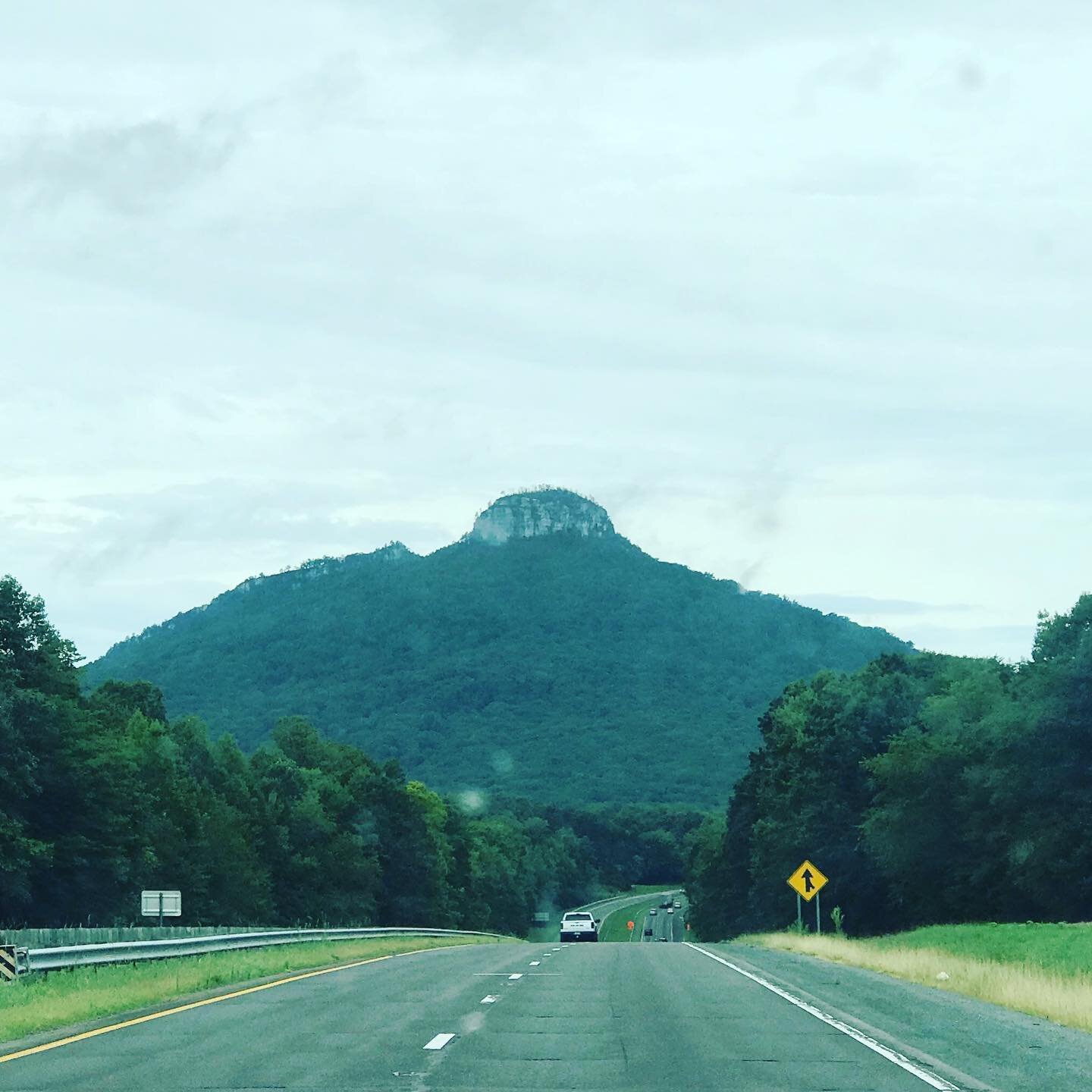 Lactating Landscapes. I laughed so hard I had to pull over. 

#MidwifeHumor
#MountainBoob
#VacationTravels
#TakeMeHomeWestVirginia
😂😂😂😂😂😂😂

#lactationconsultant #mindfulparenting #ibclc #ibclccertifiedlactationconsultant #raiysingtinyhumans #r