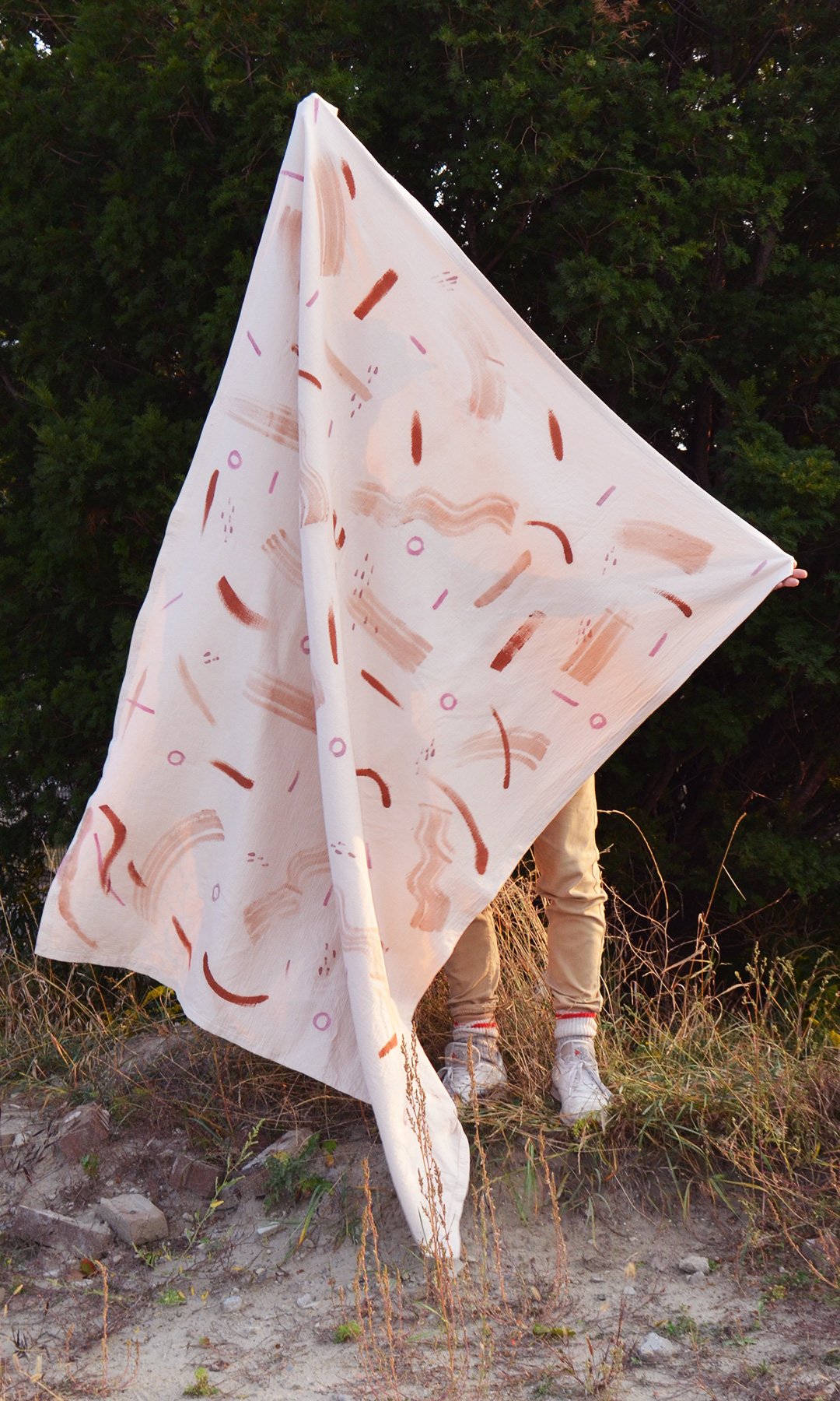 THROWBLANKETS_FW20_editedPink_insta.jpg