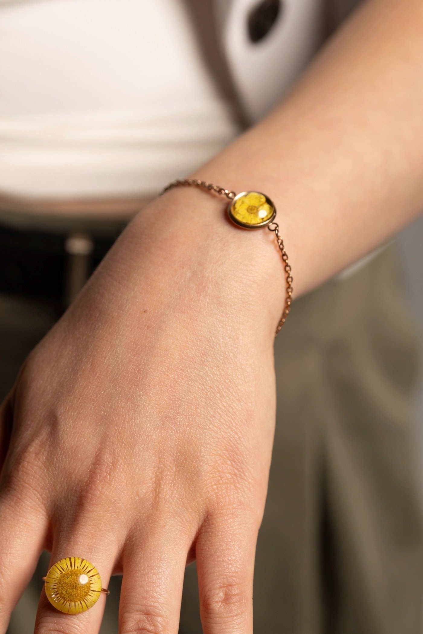 Enchanting braclet (gold)
