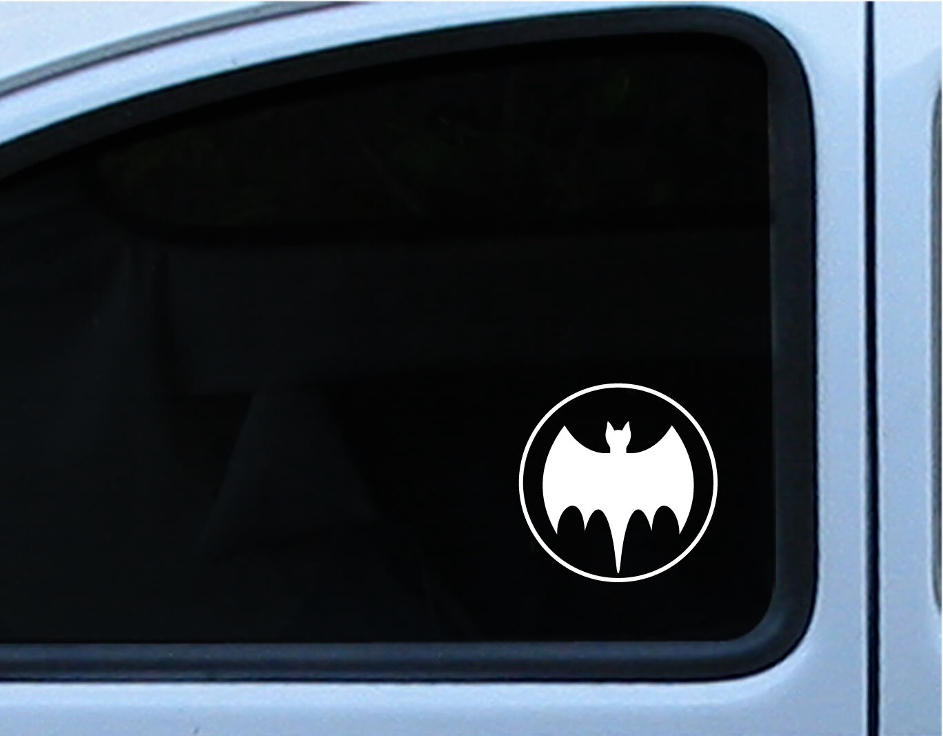 BATMAN-OLD-LOGO.jpg