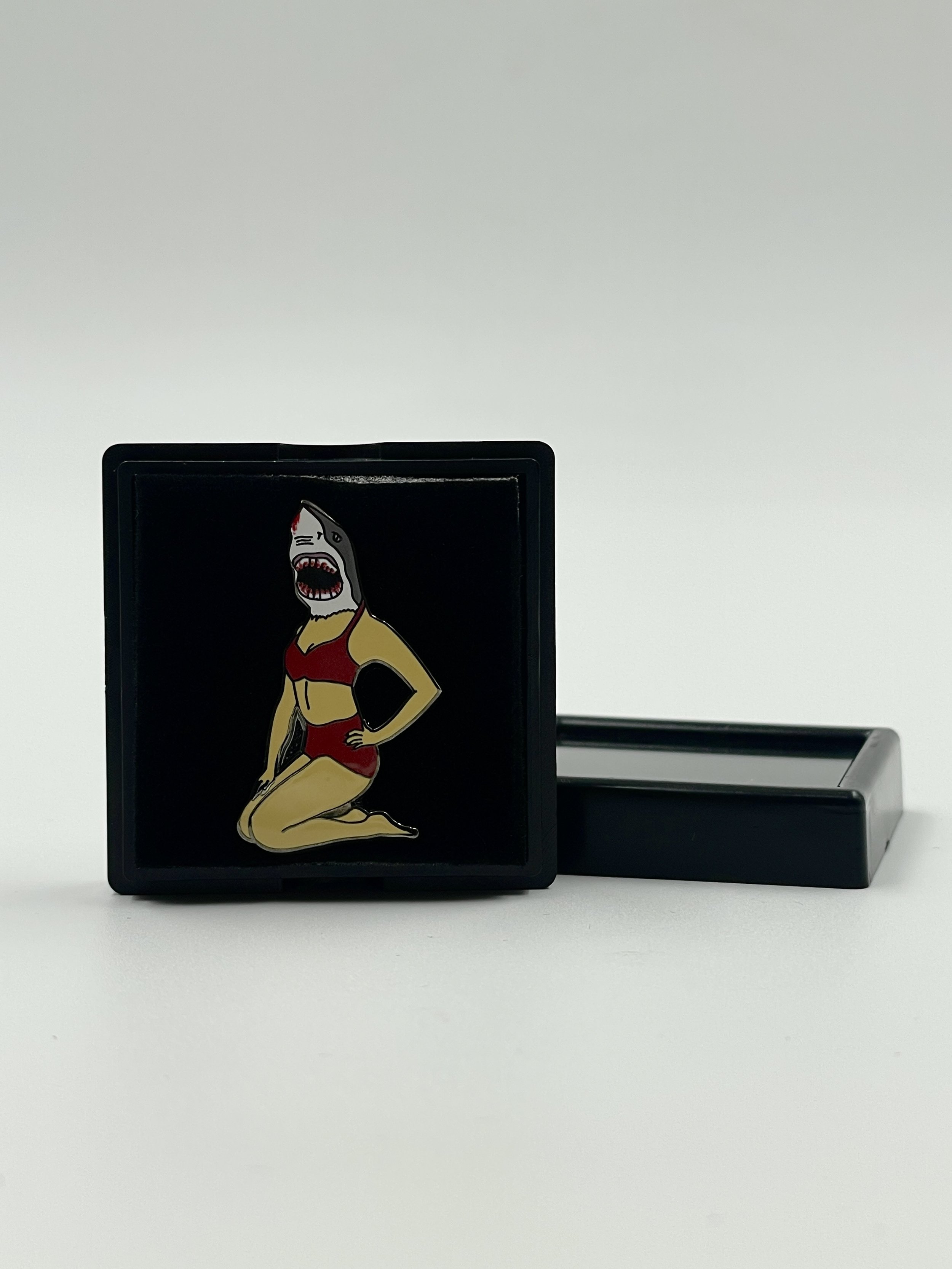 Jaws Pin Up Pin