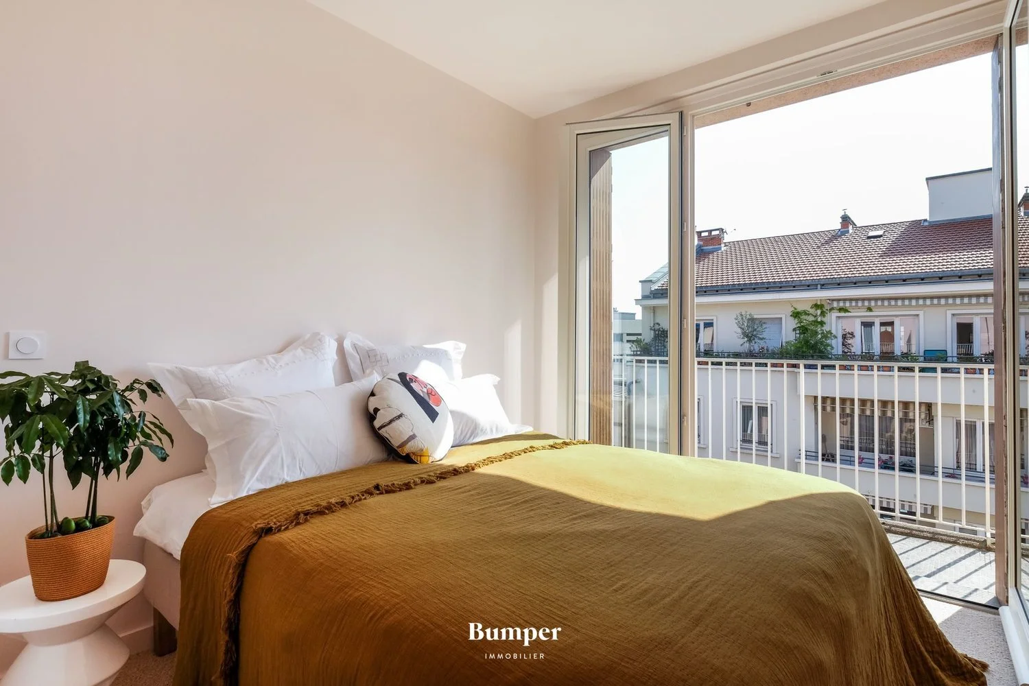 MELISSA B. - PROPRIÉTAIRE DE 'SAMBO', LYON 6e