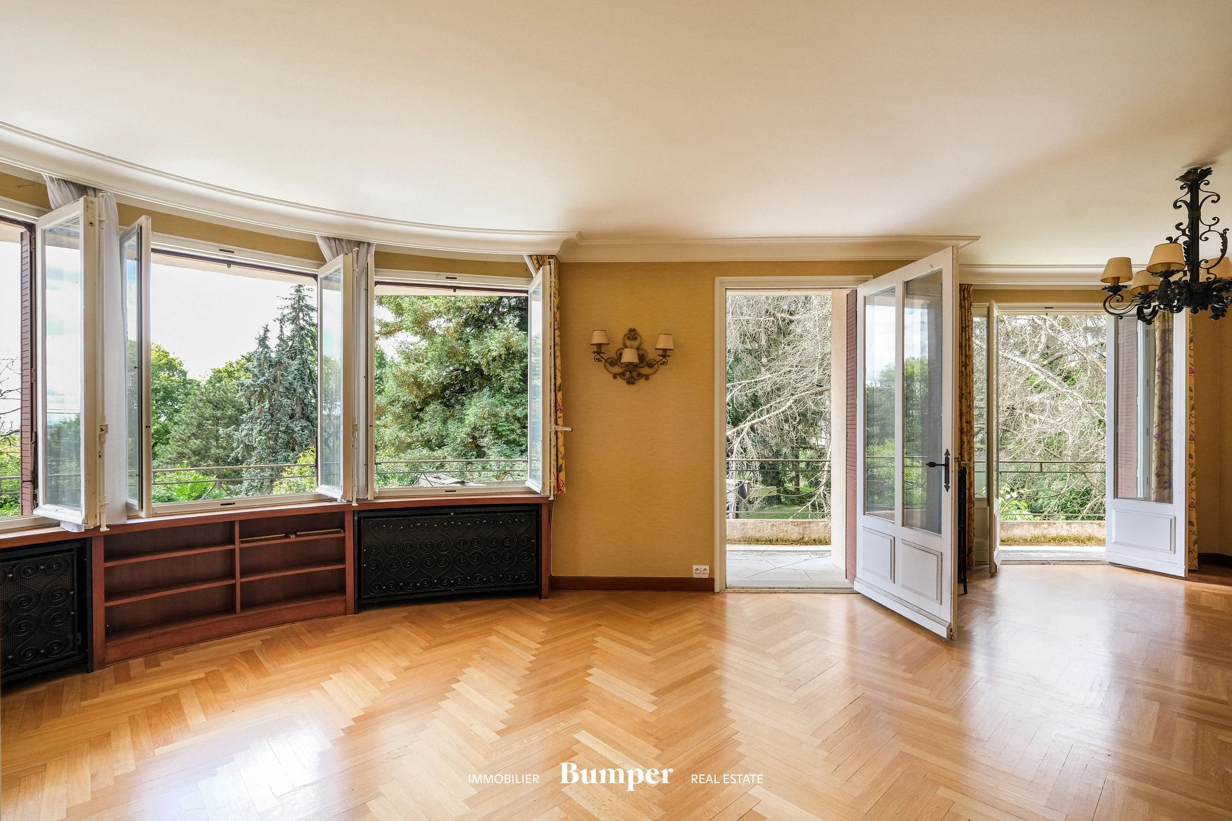 Maison 8 pièces 228 m² · à Saint-Cyr-au-Mont-d'Or · 228,1 m² · 795 000 €