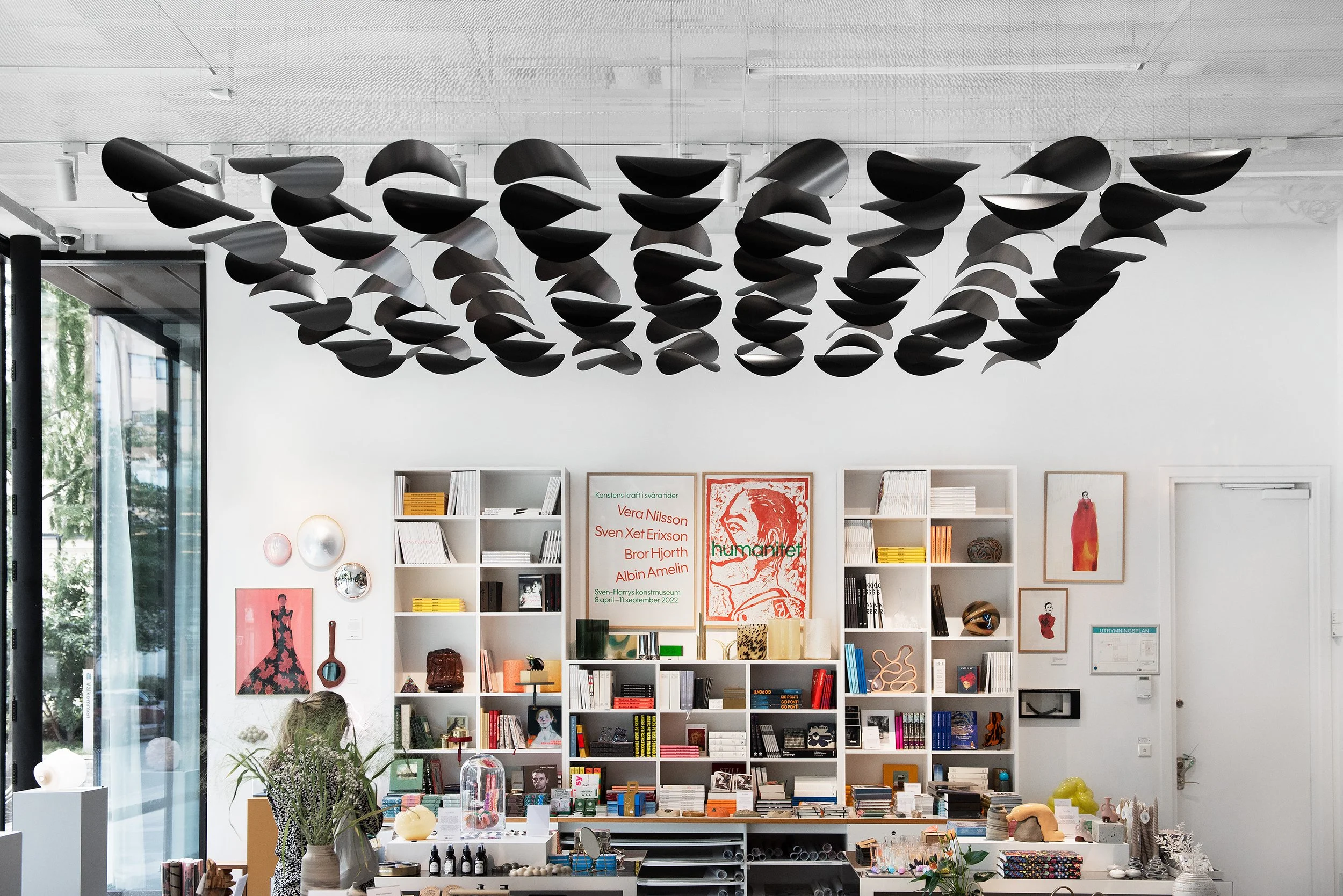 Sven-Harrys konstmuesum konst hängande skulptur installation