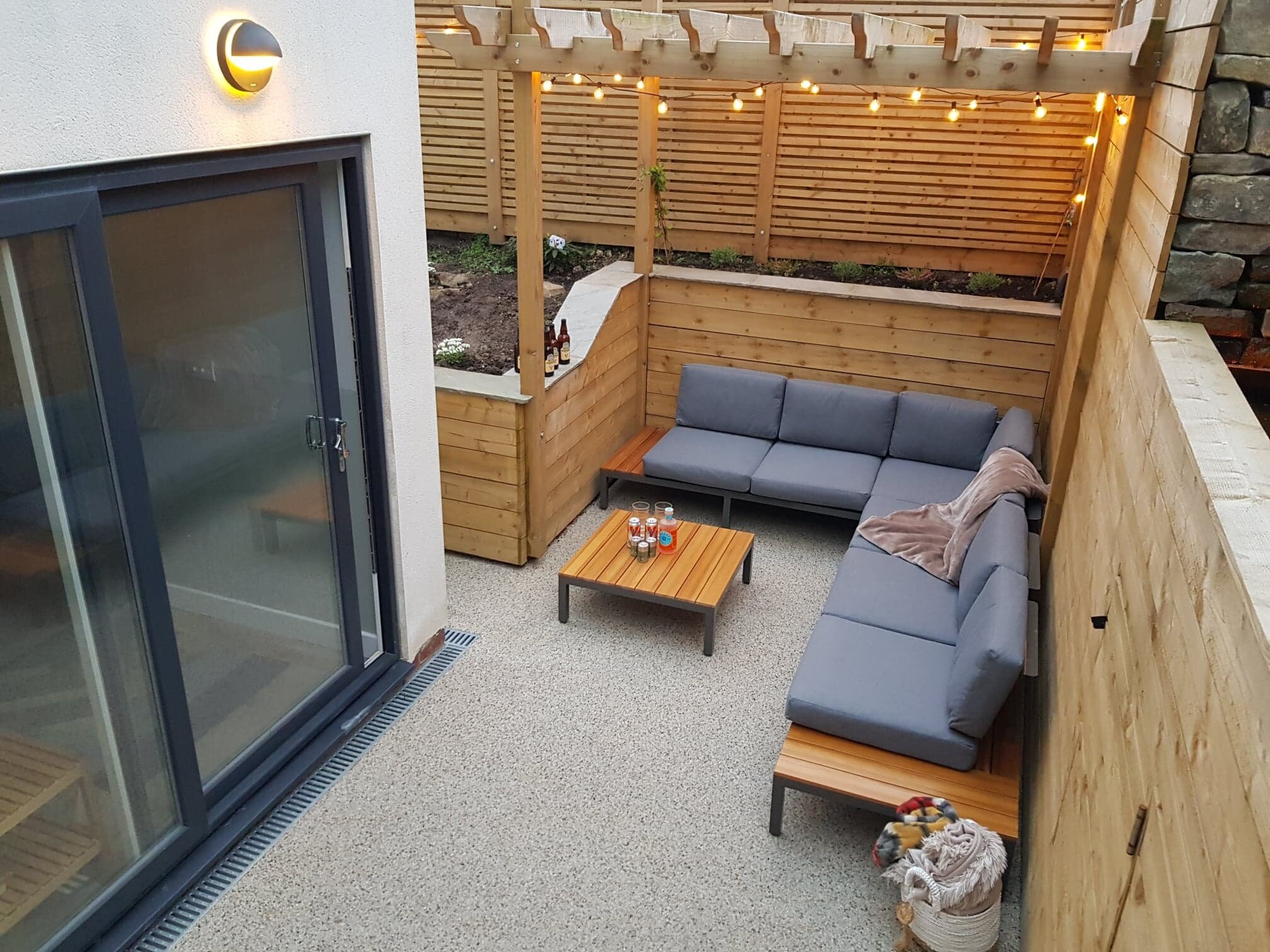 DSD Builders Sheffield Outdoor garden terrace.jpg