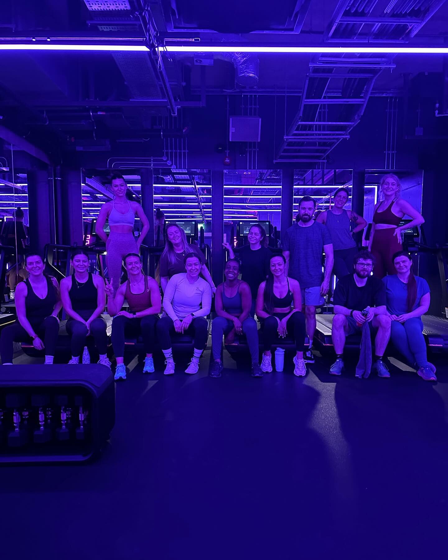 R1SE X LUSH 💪🏼💜

Big up our LUSH pals who sweat it out with Sando in The Arena last weekend, what a way to start the weekend! 🤪💦

Looking forward to having you back soon! 👀💪🏼💥

#R1SEBournemouth
#R1SEXLUSH
#CorporateClass
#PartnerWithUs 
#Hil