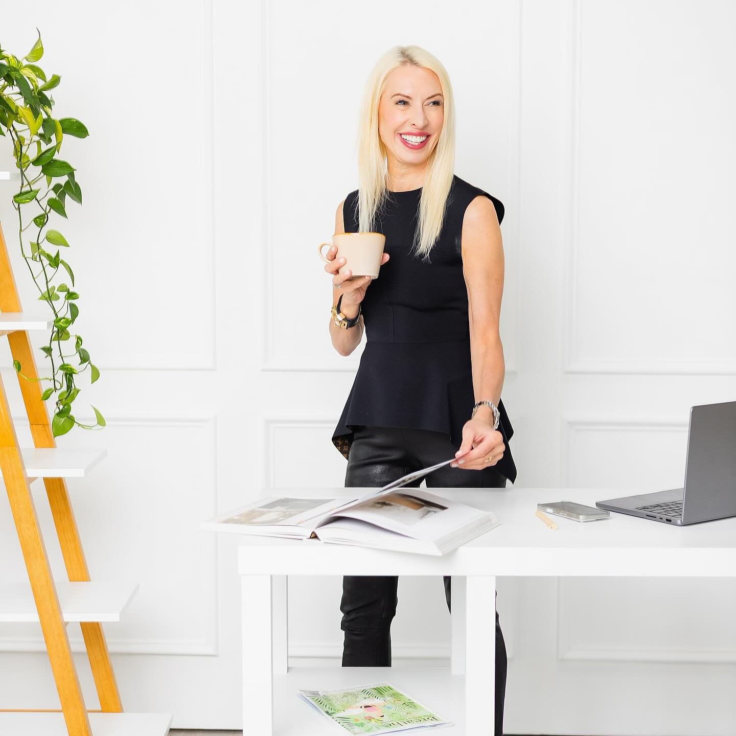 Jen came to her branding shoot with a clear vision: high-style, high-touch, and 100% elevated.

As a luxury Realtor serving ATL&rsquo;s most sought-after neighborhoods, she brings bold negotiation, curated service, and major fashion energy.

We captu