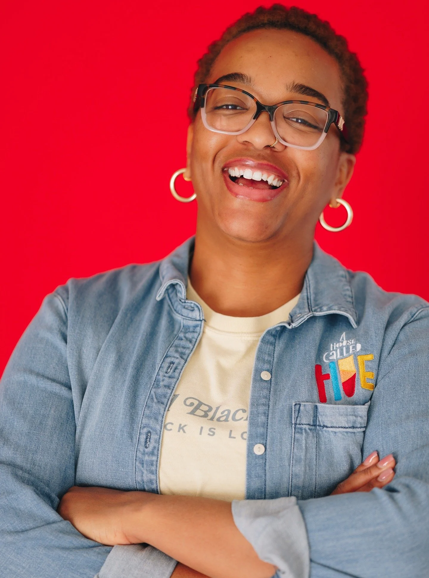 Grabbed a few headshots with Destiny of @ahousecalledhue this week - what a joyful soul whose mission is to bring color to embroidery and patchwork.