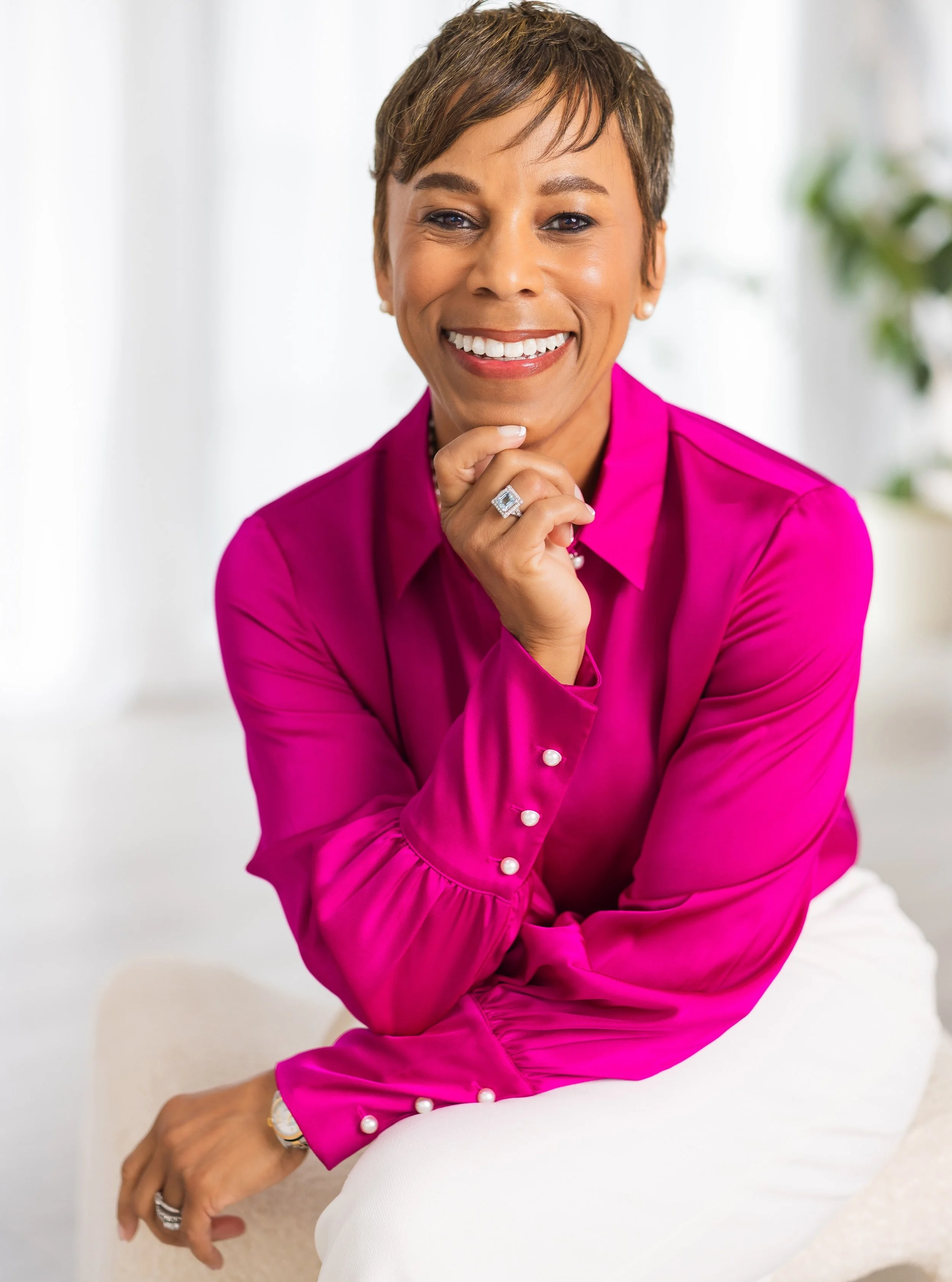 Fresh headshots for @drdawnmandeville. Ready, set, your turn!