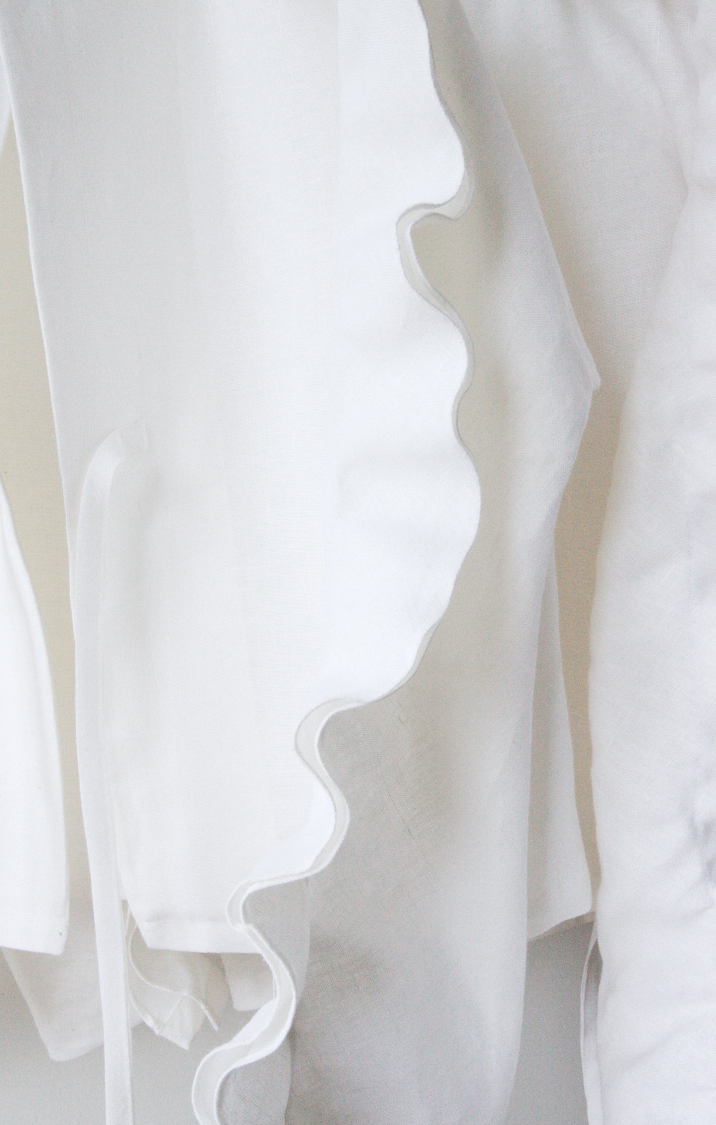 White Malaika top 01.jpg