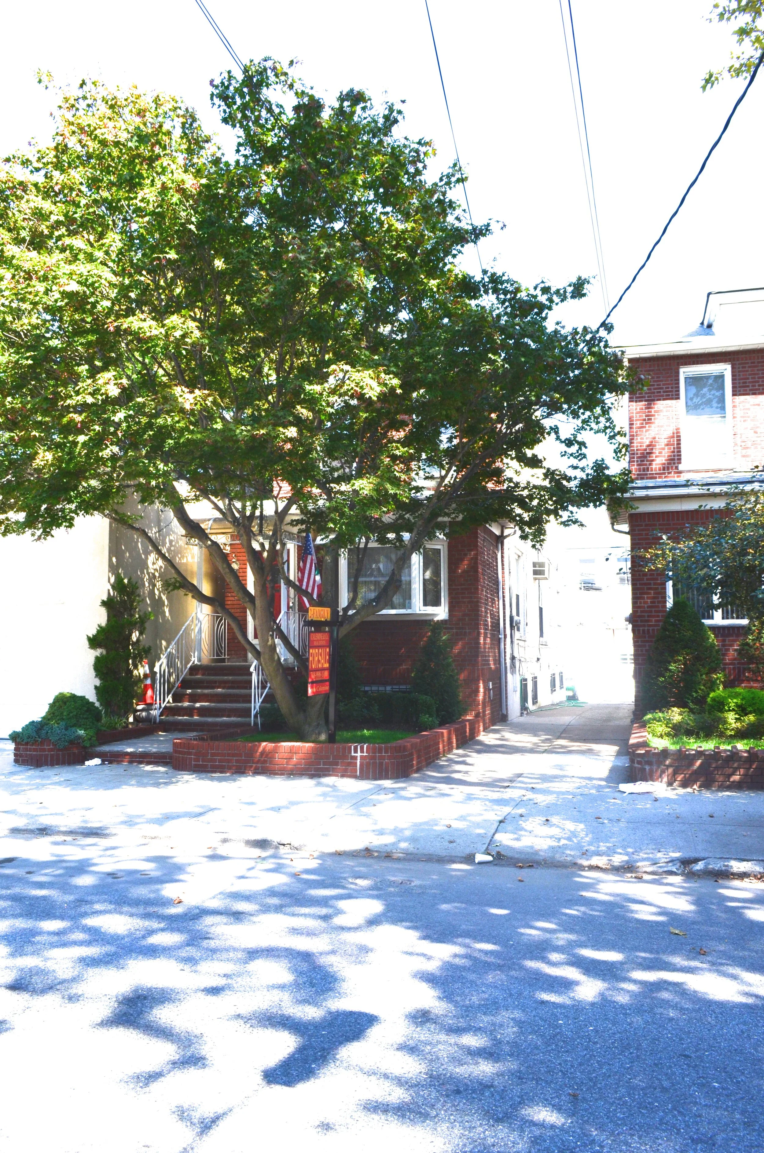 Gravesend - $1,435,000