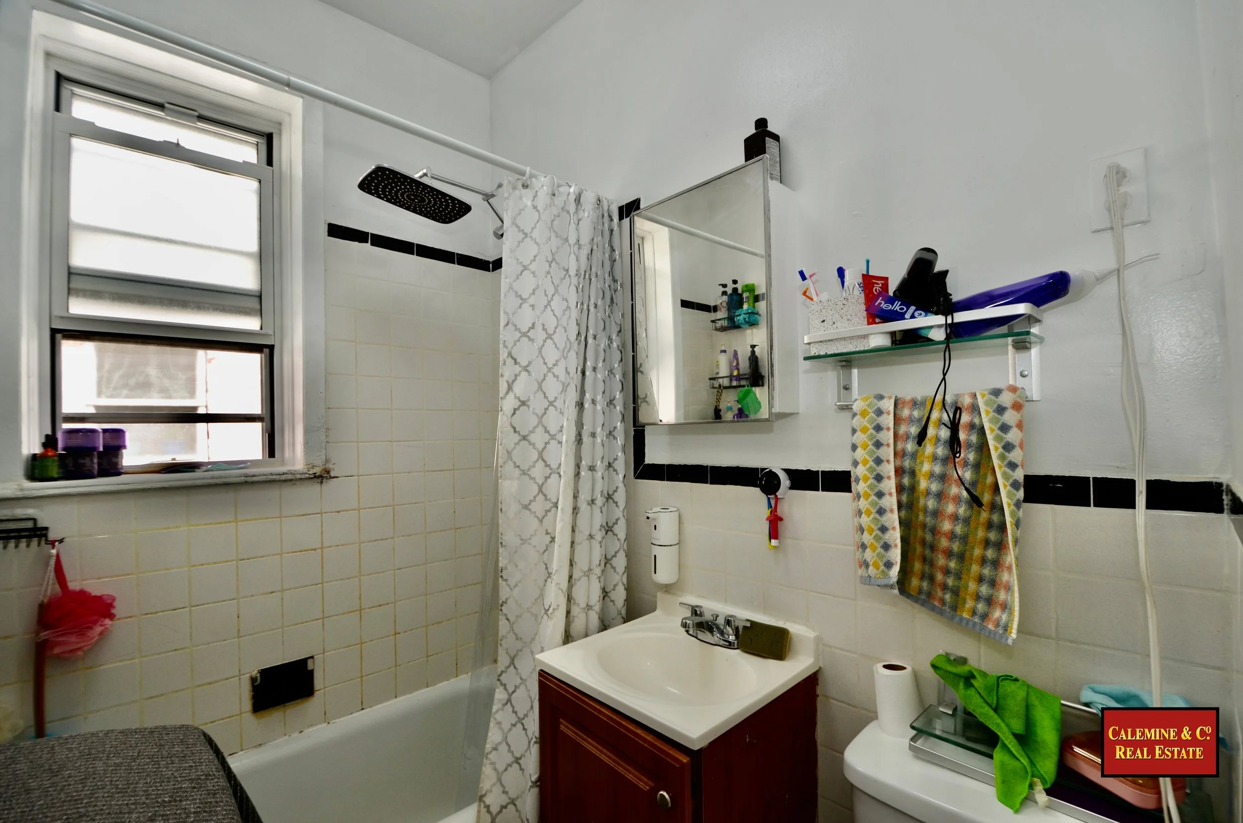 2284 West street Calemine WM38.jpg