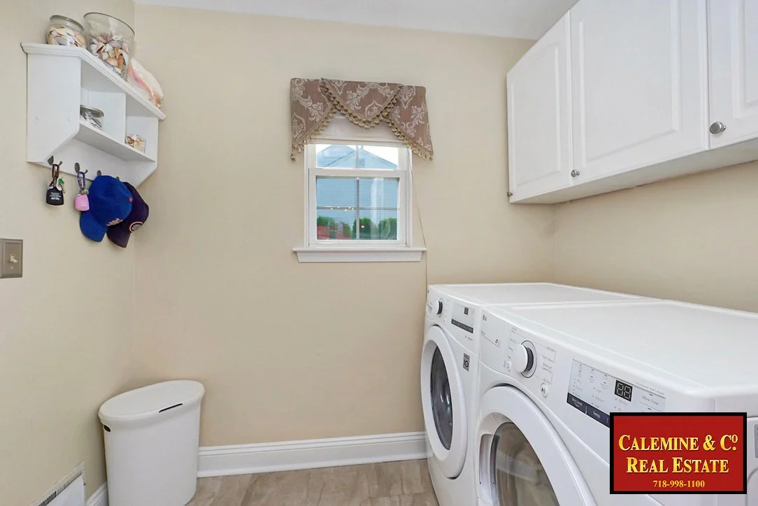 7 Silverbrooke Circle — Calemine & Co. Real Estate