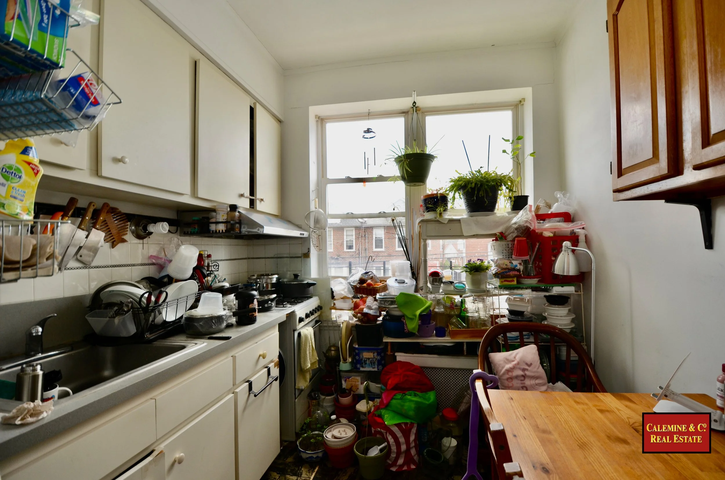 2284 West street Calemine WM31.jpg