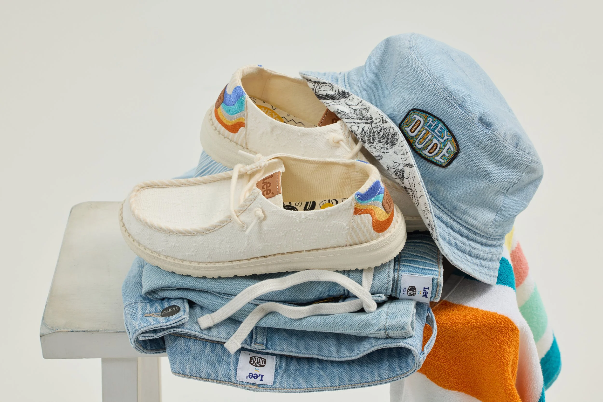 Shoe 2_LEO_21095.jpg