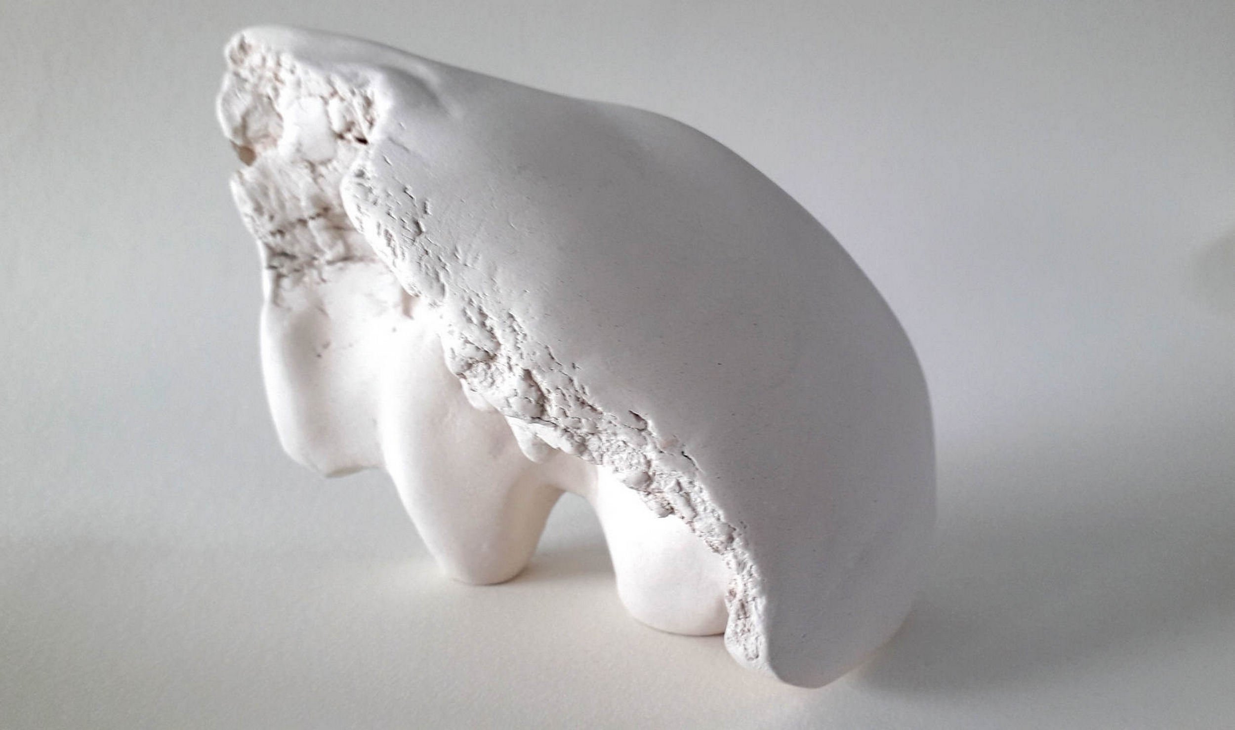 Vivre pourtant(v2), 20x10x10 cm, grès, 2022