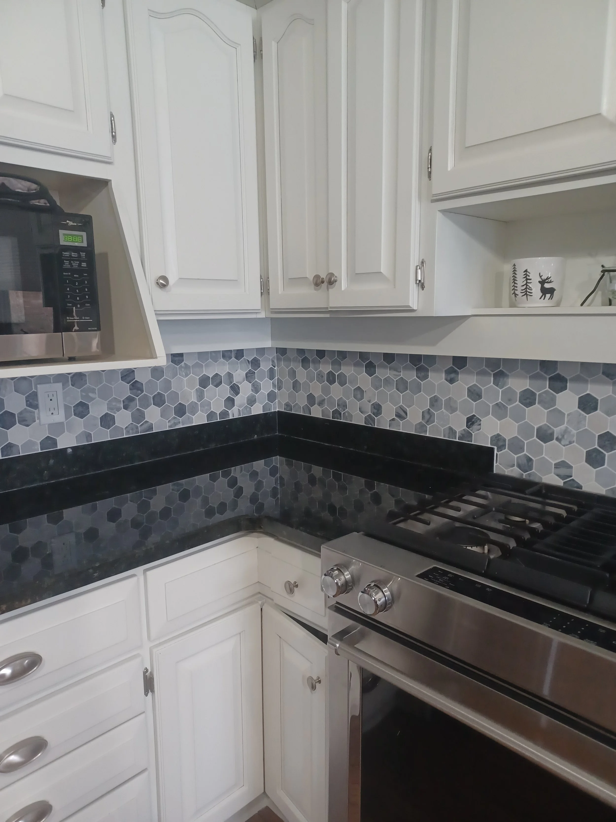 Dianne Backsplash1.jpg