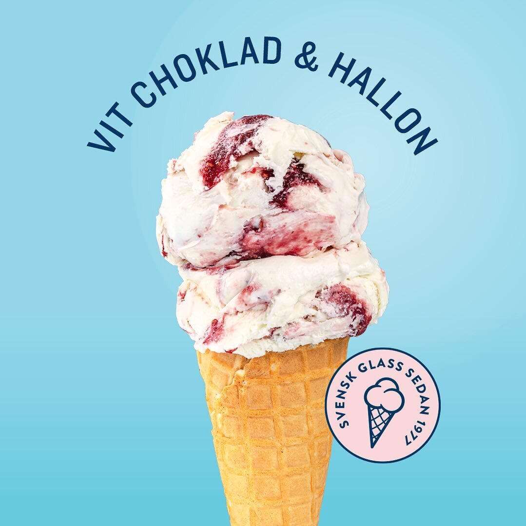 🍧 NYHET - Vit Choklad &amp; Hallon! Ett samarbete med @malmochokladfabrik Resultatet? En kr&auml;mig vit chokladglass som kombineras med syrlig hallonsylt f&ouml;r perfekt balans. Denna smak &auml;r n&aring;got alldeles extra! 😍 #lejonetochbj&ouml;