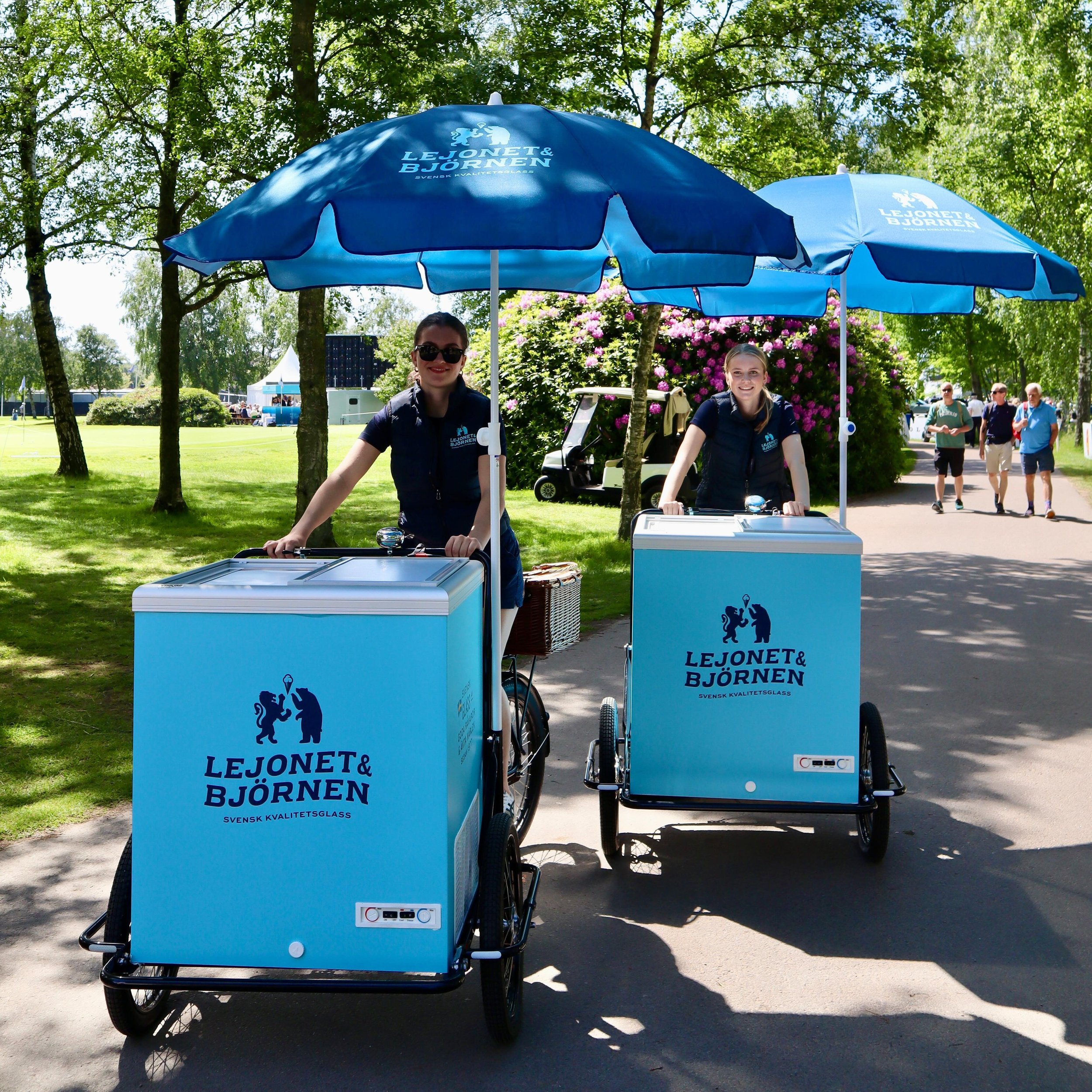 Vill du vara med och sprida lycka i G&ouml;teborg under v&aring;ren och sommaren? Vi s&ouml;ker nu fyra personer till v&aring;rt team. 

L&auml;s mer om tj&auml;nsten och ans&ouml;k via v&aring;r webbsida. #lejonetochbj&ouml;rnen #svensksuperpremiumg