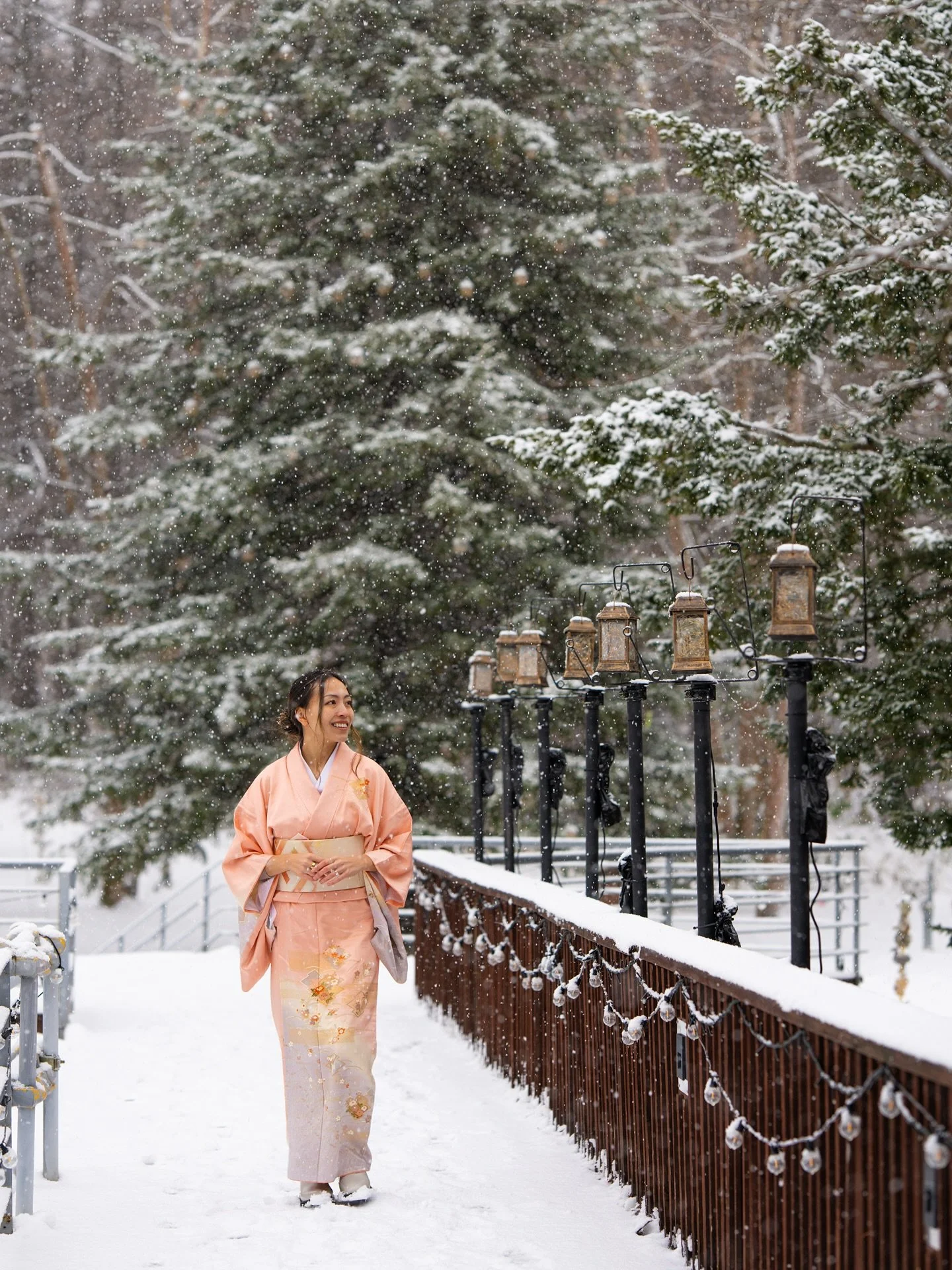 Came searching for autumn and got winter ❄️

#winter #kimono 
.
.
.
.
.
#snow #winterinjapan #hokkaido #hokkaidotrip #kimonos