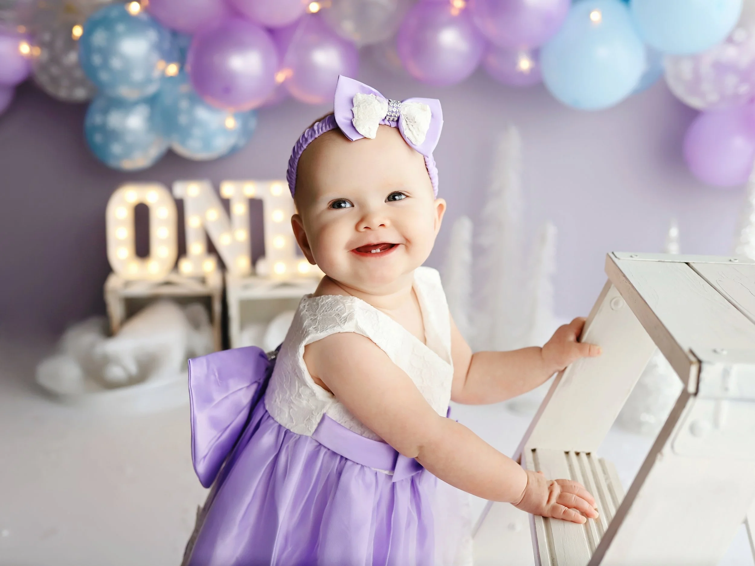 winter-onederland-purple-pastel-birthday-sesison-southern-illinois.jpg