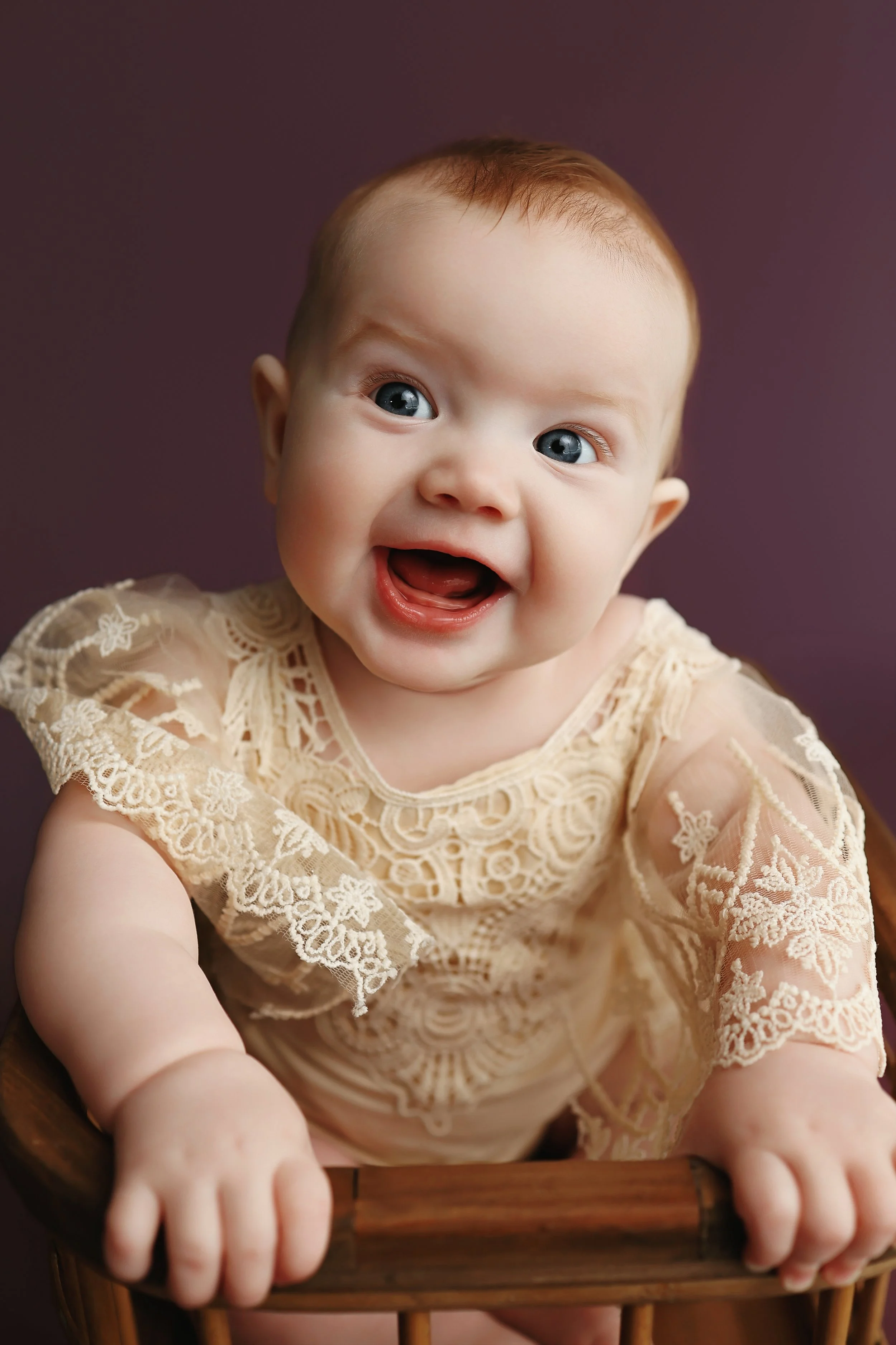 6-month-milestone-session-southern-illinois-photographer.jpg