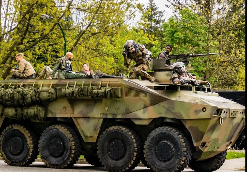 THE PREDATOR (2018) - Tanks 3.jpeg