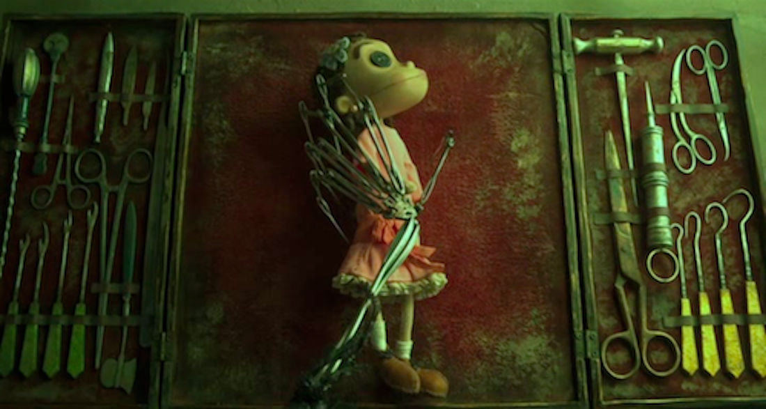 DollOWeen CORALINE (2009) — Neon Splatter