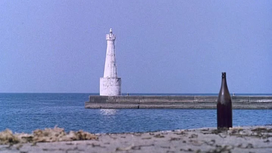 FLOATING WEEDS (1959)